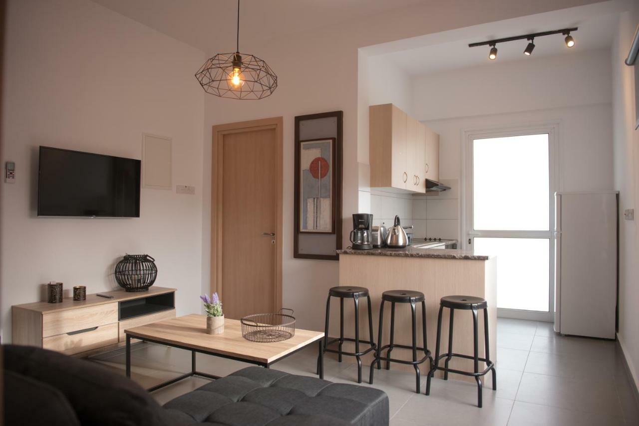 Mcplaces Holiday Apartments Paphos Exterior photo